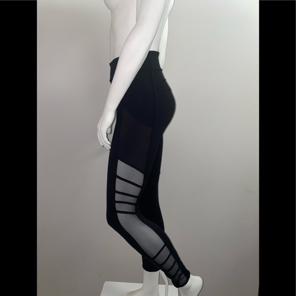 Lululemon Mesh Side Workout Pants - Picture 2 of 3